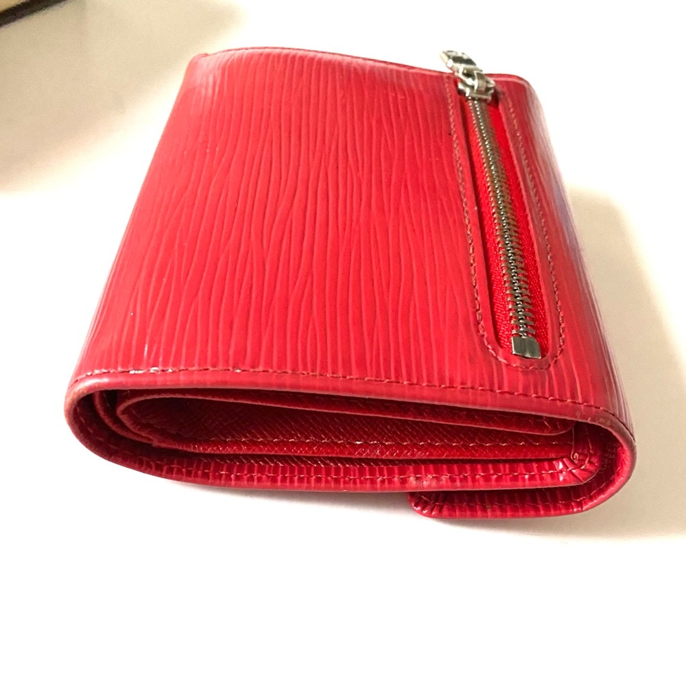 🎉HP🎉Louis Vuitton Red Wallet Trifold Epi Leather - Picture 6 of 11